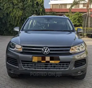 Volkswagen Touareg TDI Executive 2013 Gray