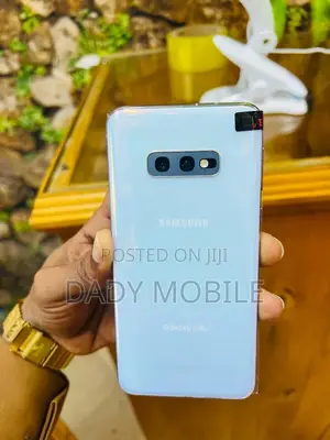 Samsung Galaxy S10e 128 GB White