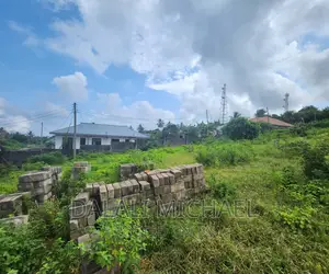 Plot for Sale at Salasala.