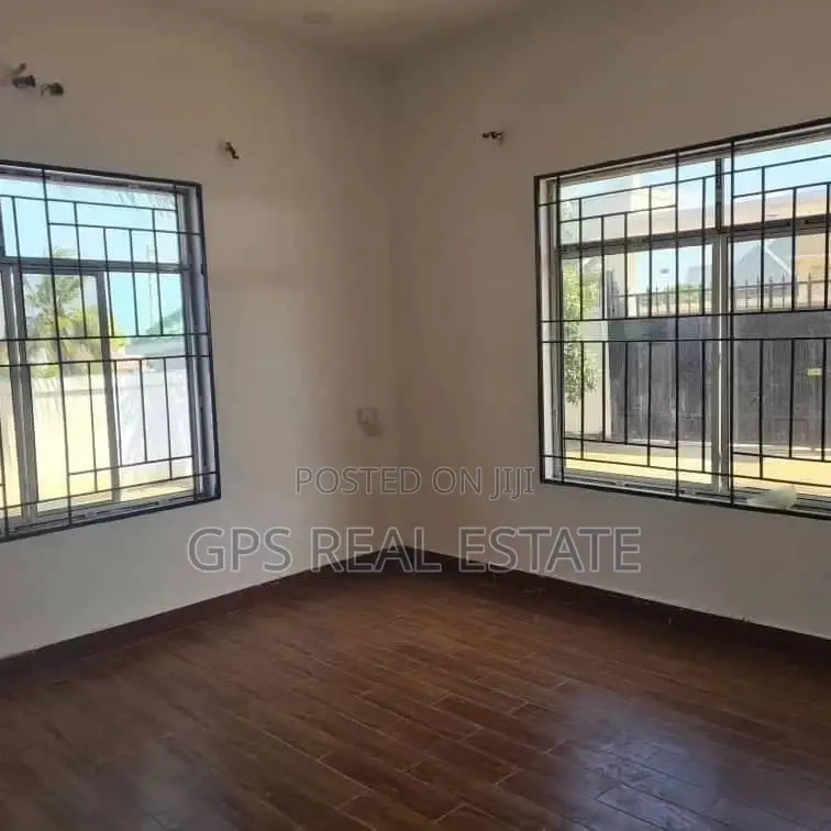3bdrm House in Ungindoni, Kigamboni for sale