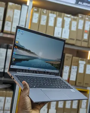 Laptop HP ZBook 15u G5 16GB Intel Core I7 SSD 512GB