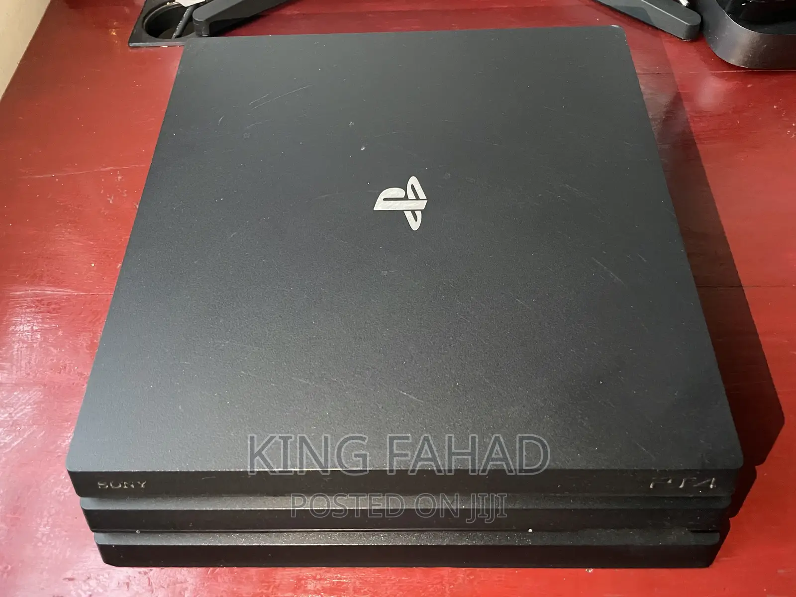 Playstation 4 PRO (1TB)