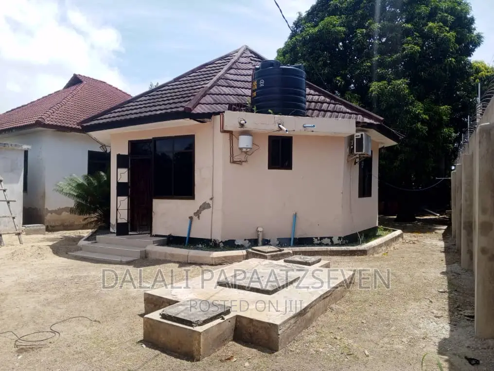1bdrm Apartment in Dalalipapaatzseven, Kinondoni for rent