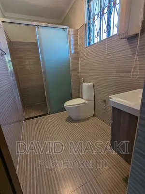 Furnished 3bdrm Villa in Ocean, Masaki for rent