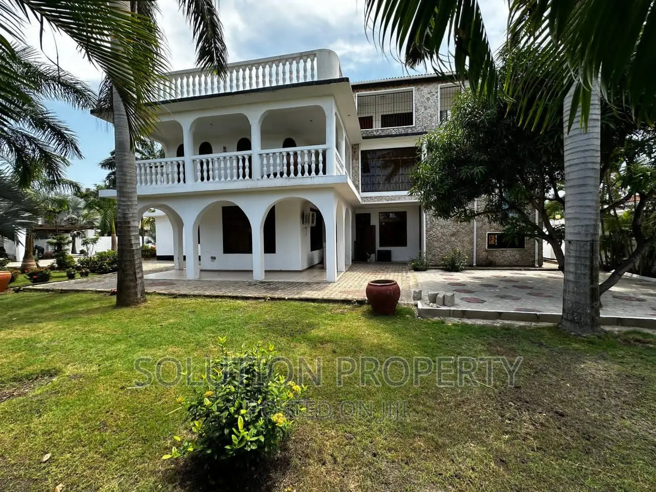 Furnished 6bdrm House in Mbezi Beach for rent