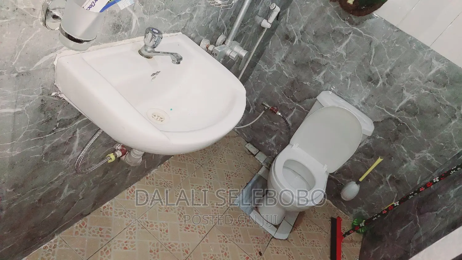 Furnished 2bdrm Bungalow in Survey Near By, Kinondoni for rent