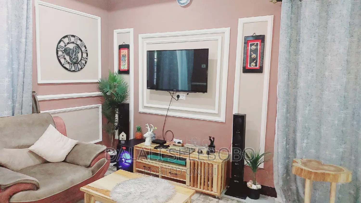 Furnished 2bdrm Bungalow in Survey Near By, Kinondoni for rent