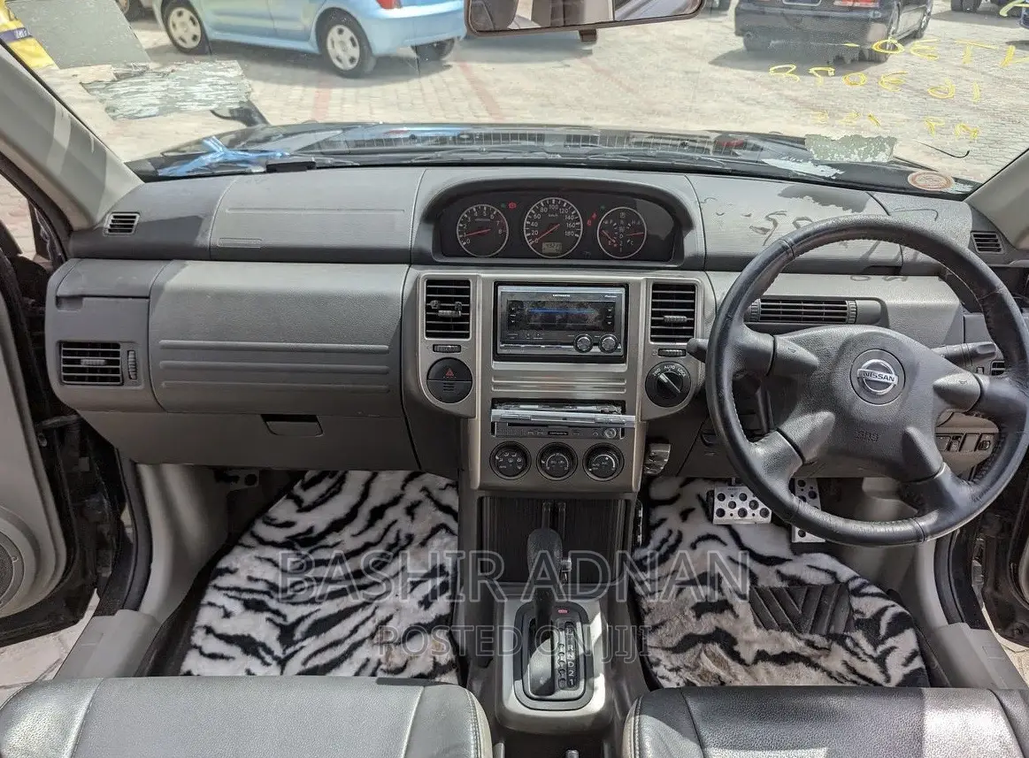 Nissan X-Trail 2005 Black