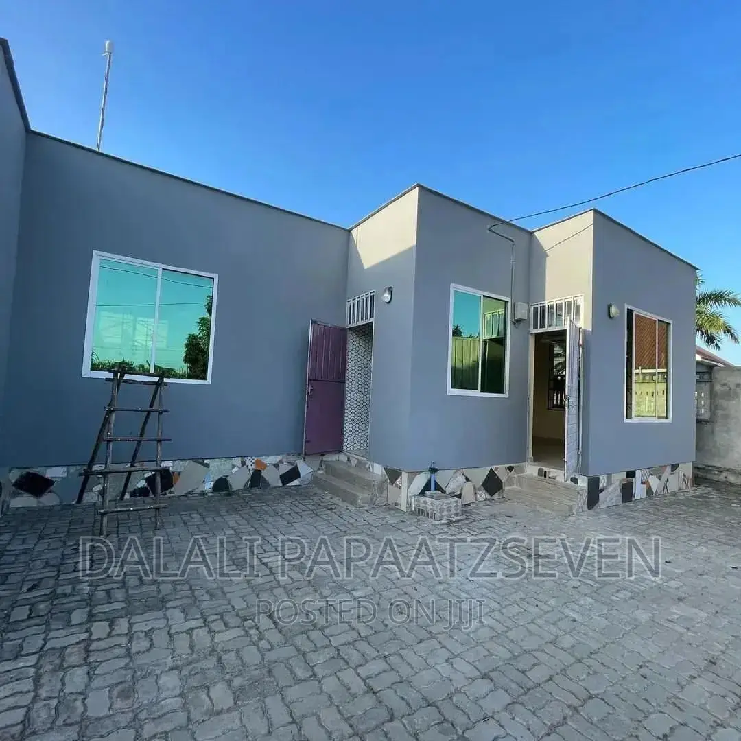 3bdrm Apartment in Dalalipapaatzseven, Kinondoni for rent