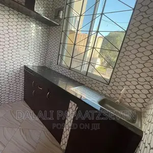 3bdrm Apartment in Dalalipapaatzseven, Kinondoni for rent