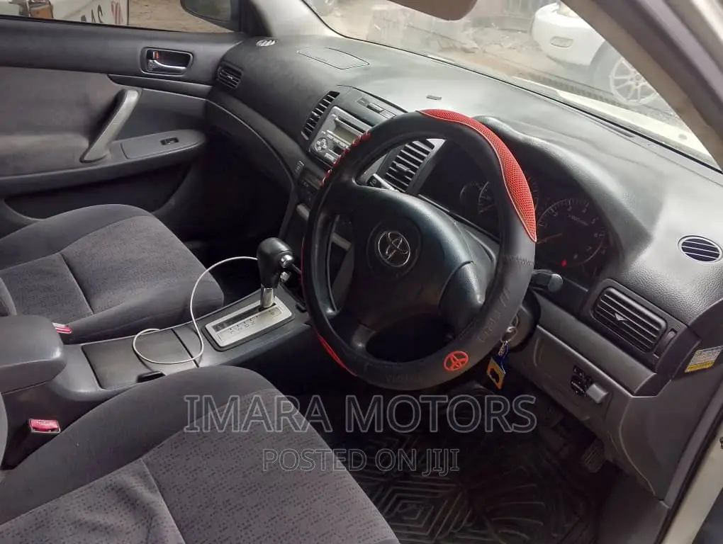 Toyota Allion 2005 Silver