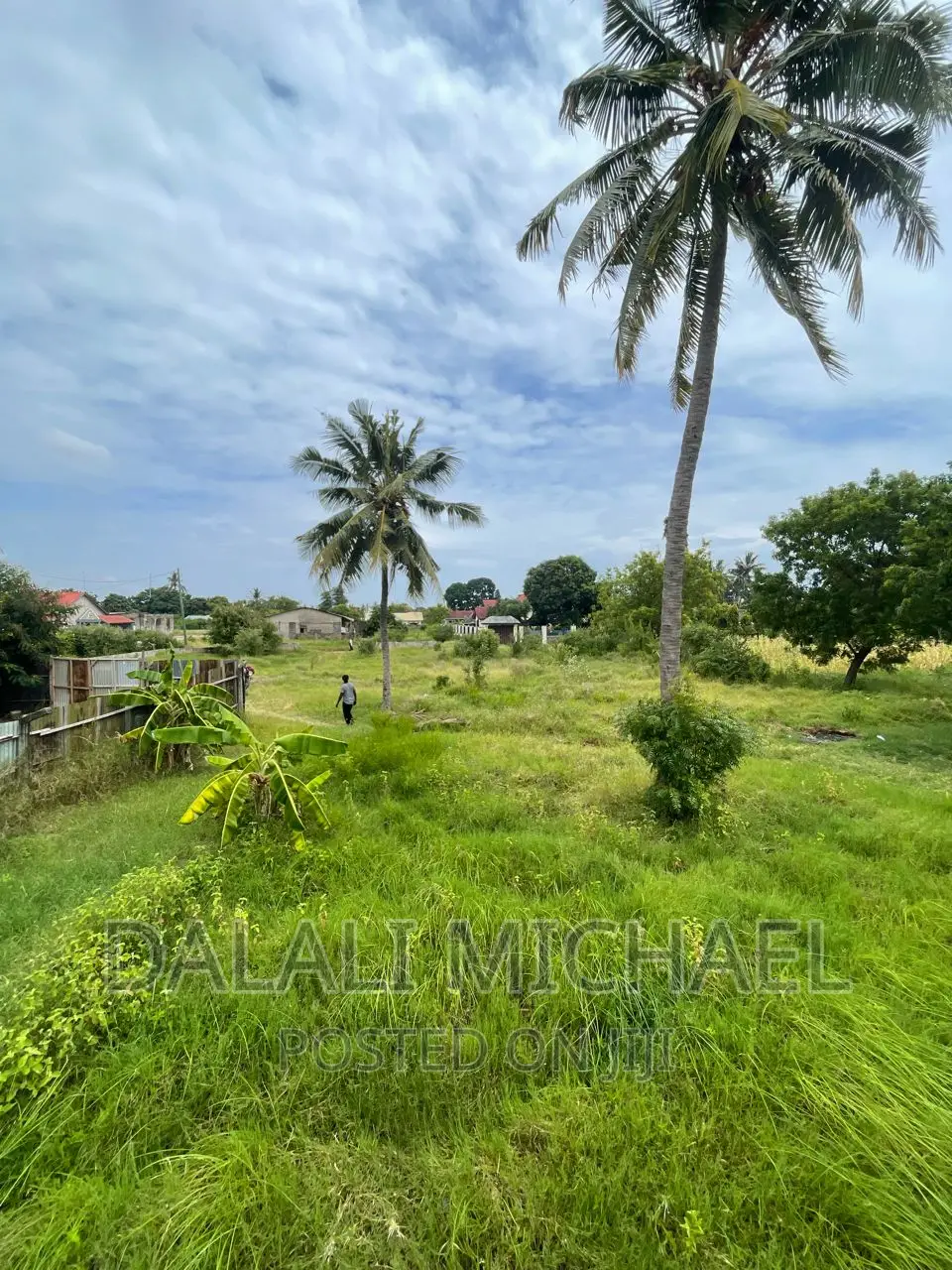 Plot for Sale Bahari Beach!