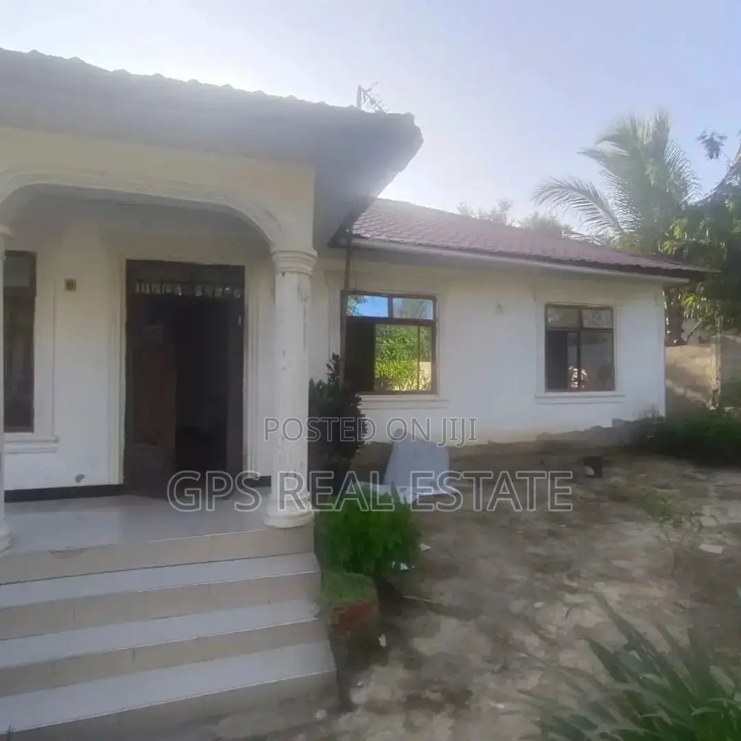 3bdrm House in Kimara Suka Golani, Kinondoni for sale