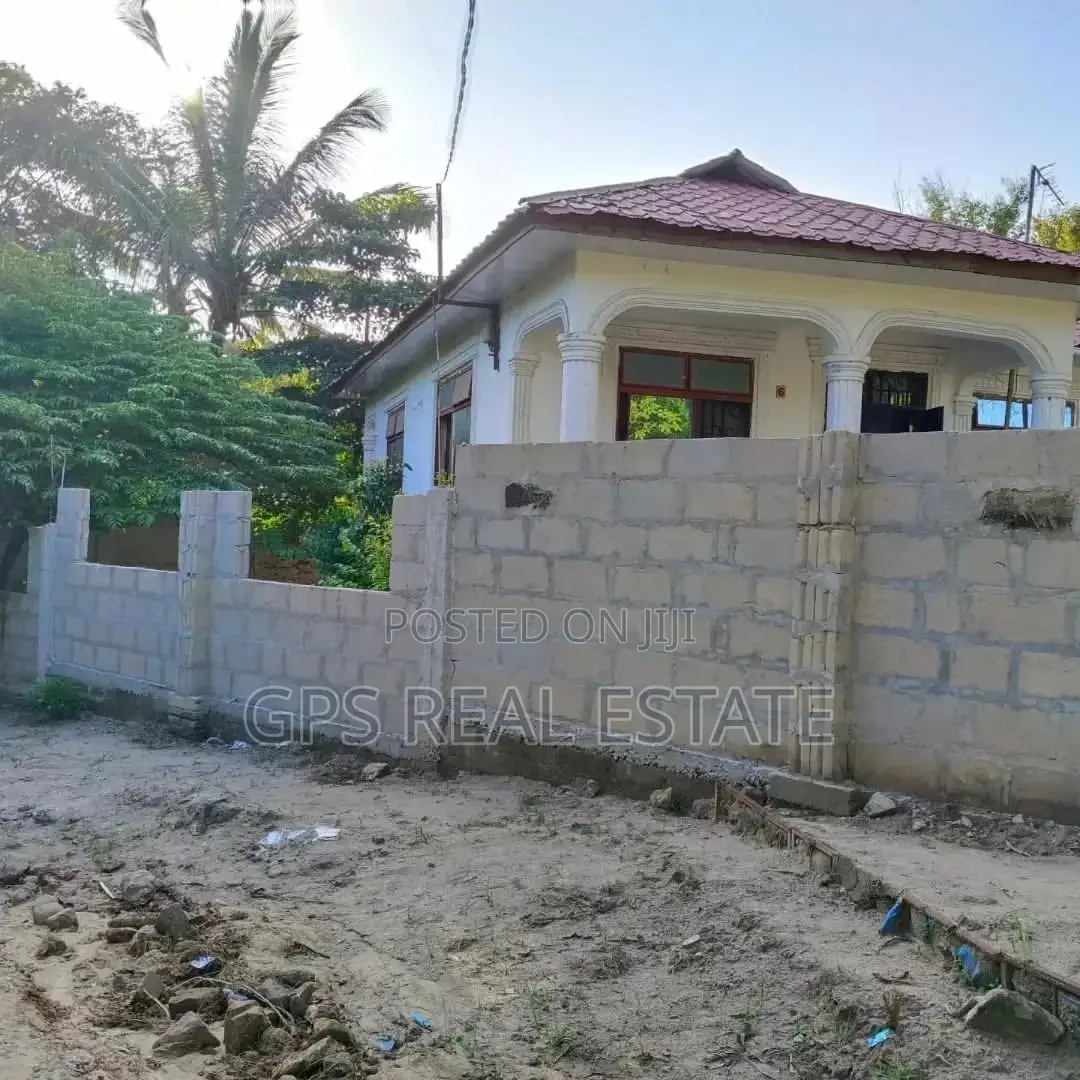 3bdrm House in Kimara Suka Golani, Kinondoni for sale