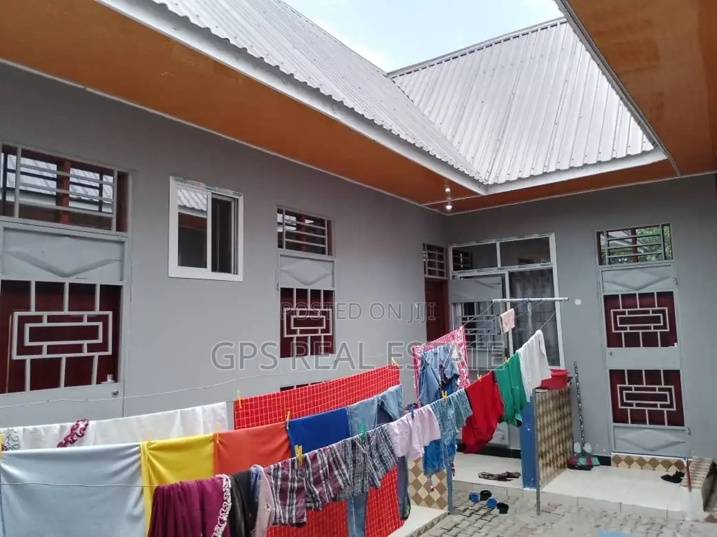 5bdrm House in Mbagala Chamazi, Temeke for sale