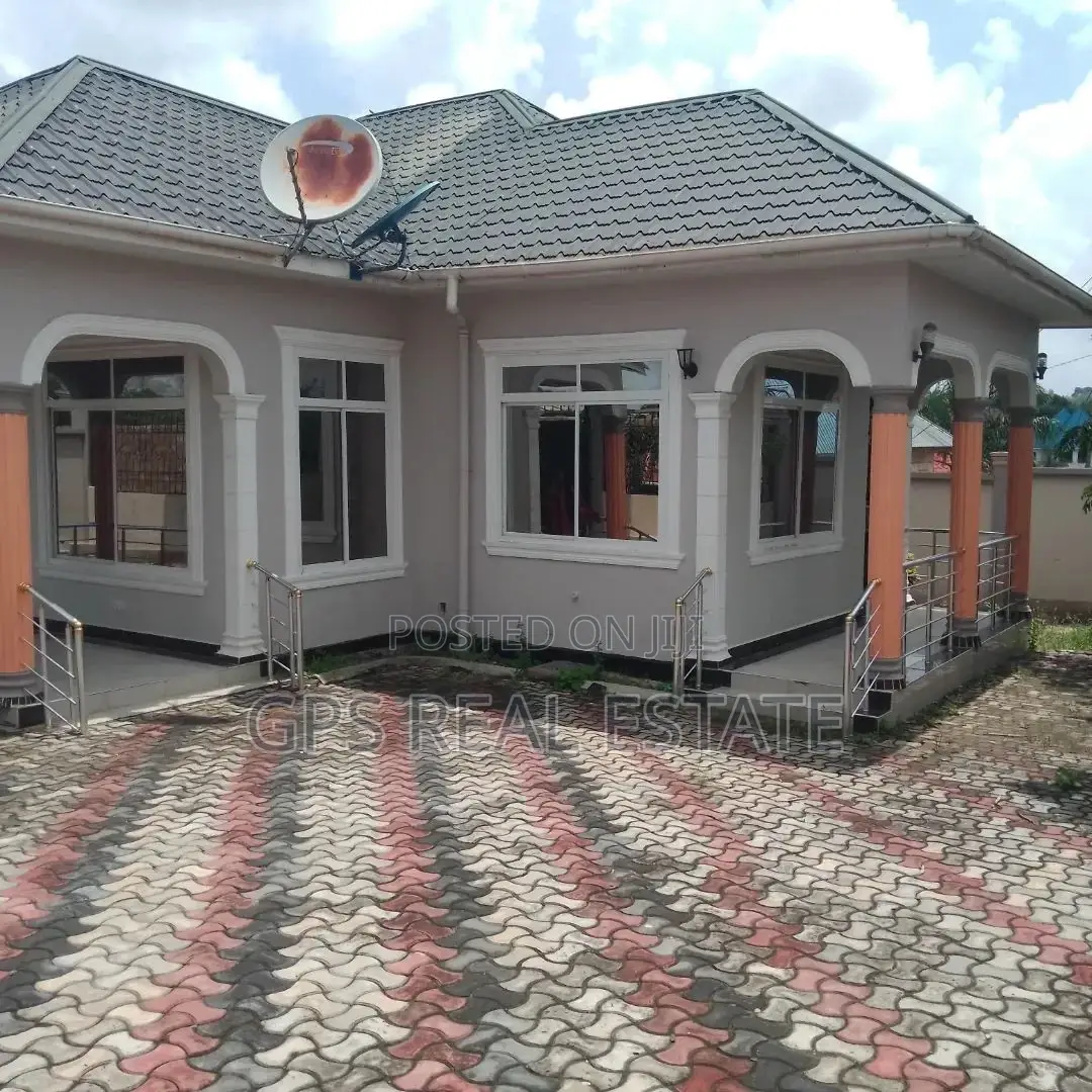 3bdrm House in Mbezi Msakuzi, Kinondoni for sale
