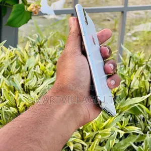 Apple iPhone X 64 GB White