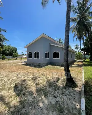 House and Plot for Sale at Bahari Beach ( 2400sqm )