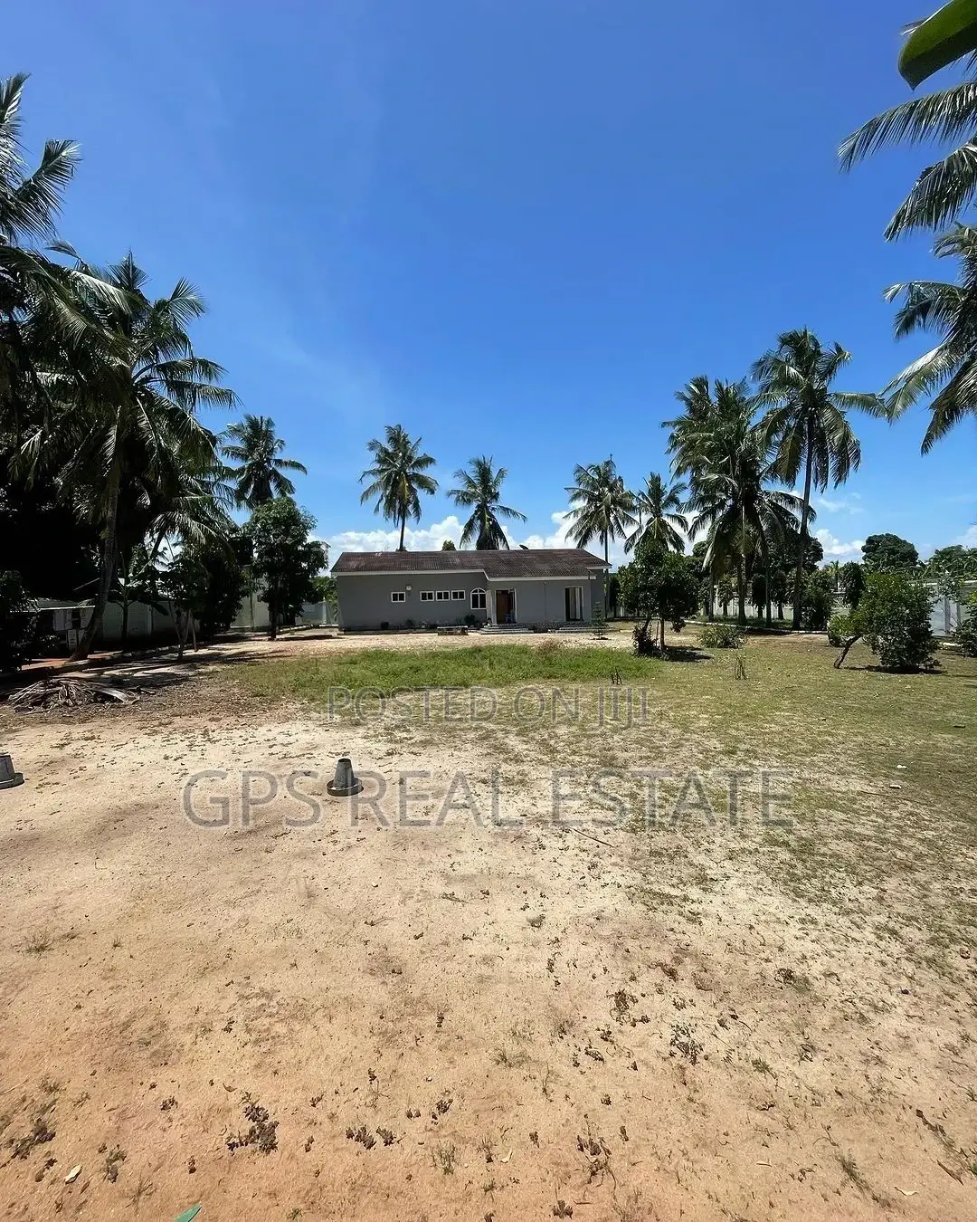 House and Plot for Sale at Bahari Beach ( 2400sqm )