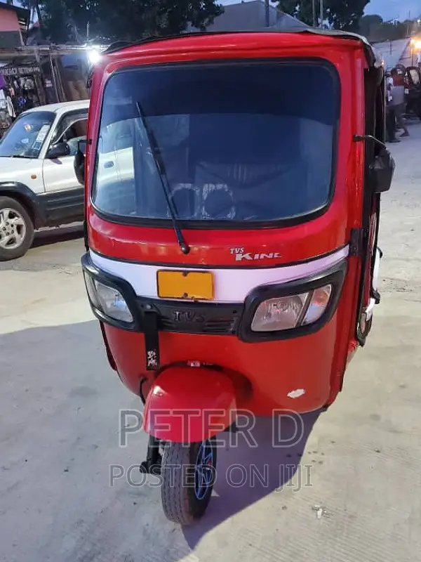 TVS Apache 180 RTR 2022 Purple