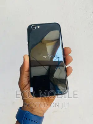 Sharp Aquos R SHV39 64 GB Black