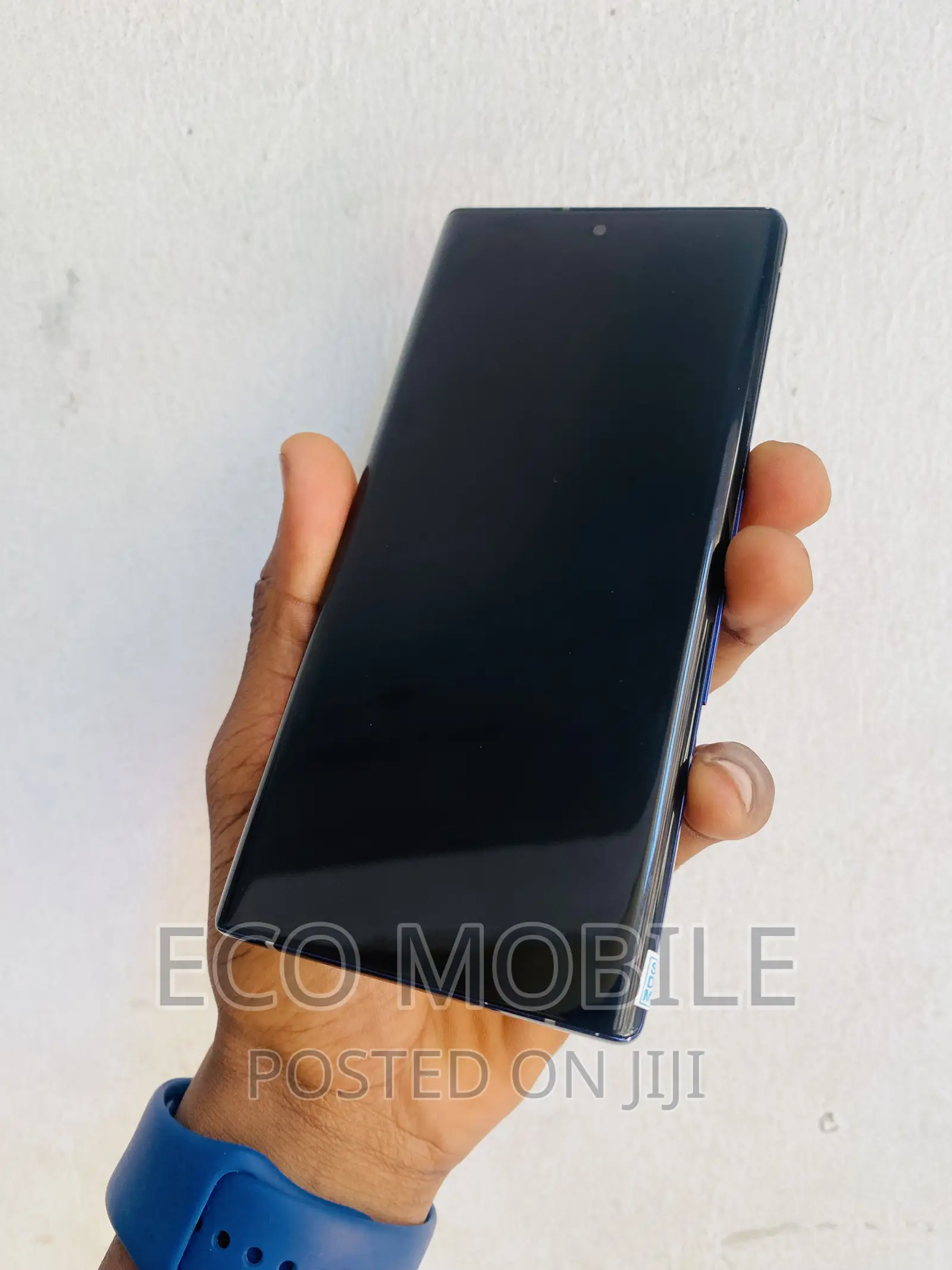 Fujitsu Arrows NX9 F-52A 128 GB Black
