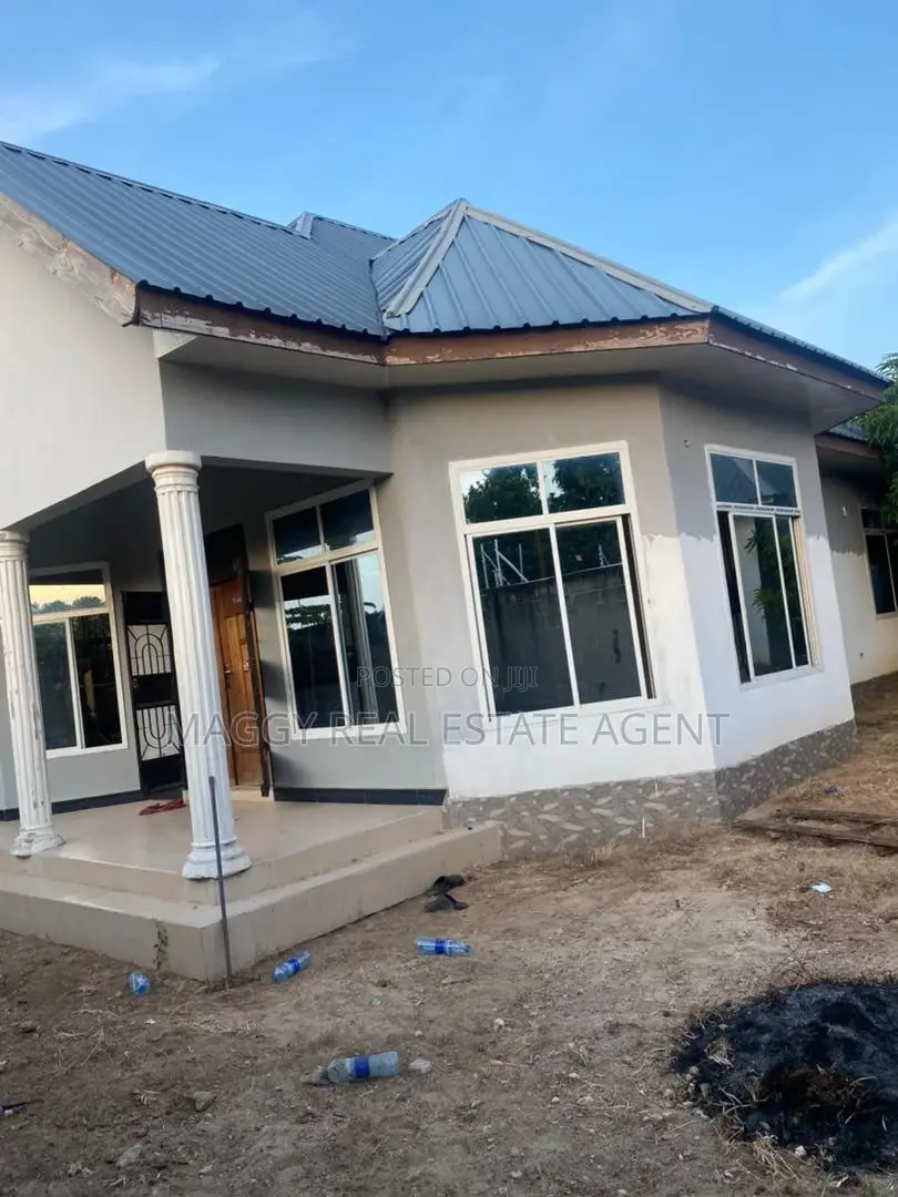 3bdrm House in Kiaraka, Bunju for sale