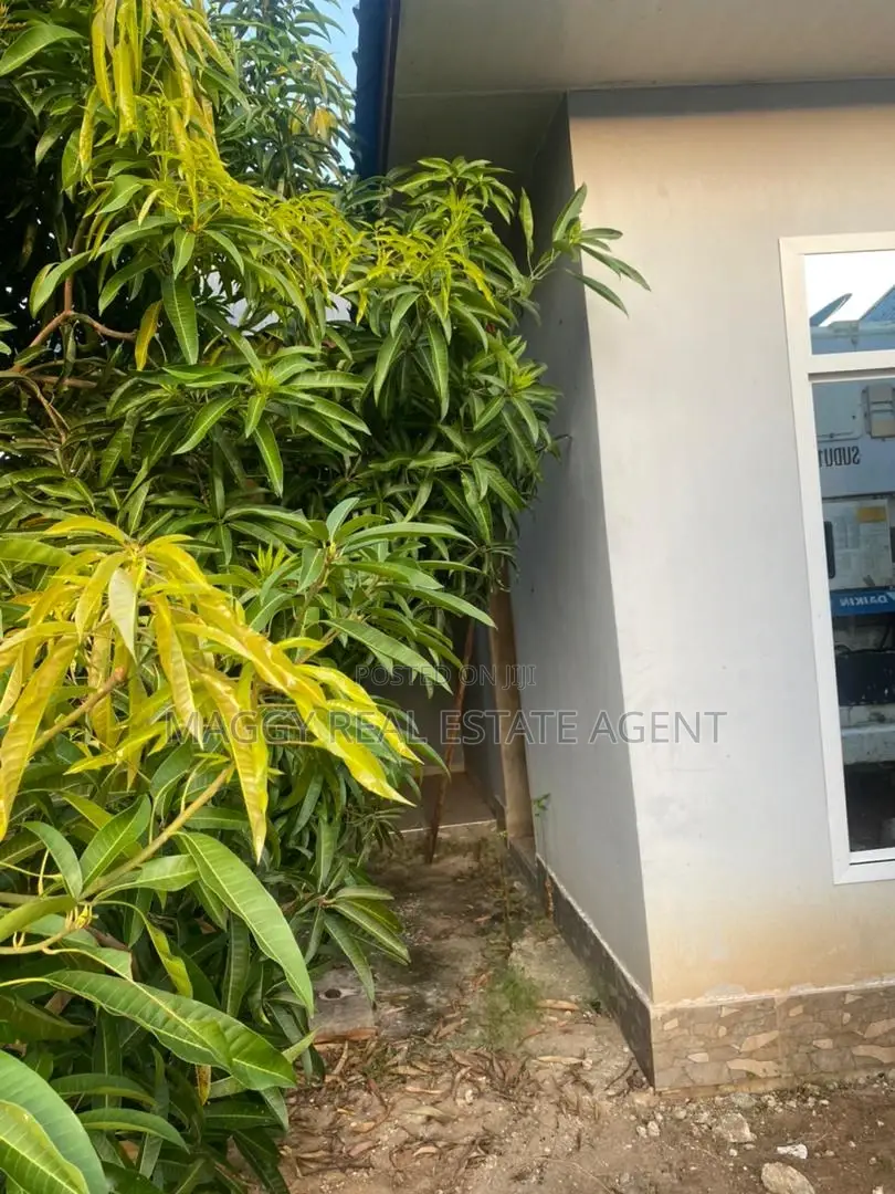 3bdrm House in Kiaraka, Bunju for sale