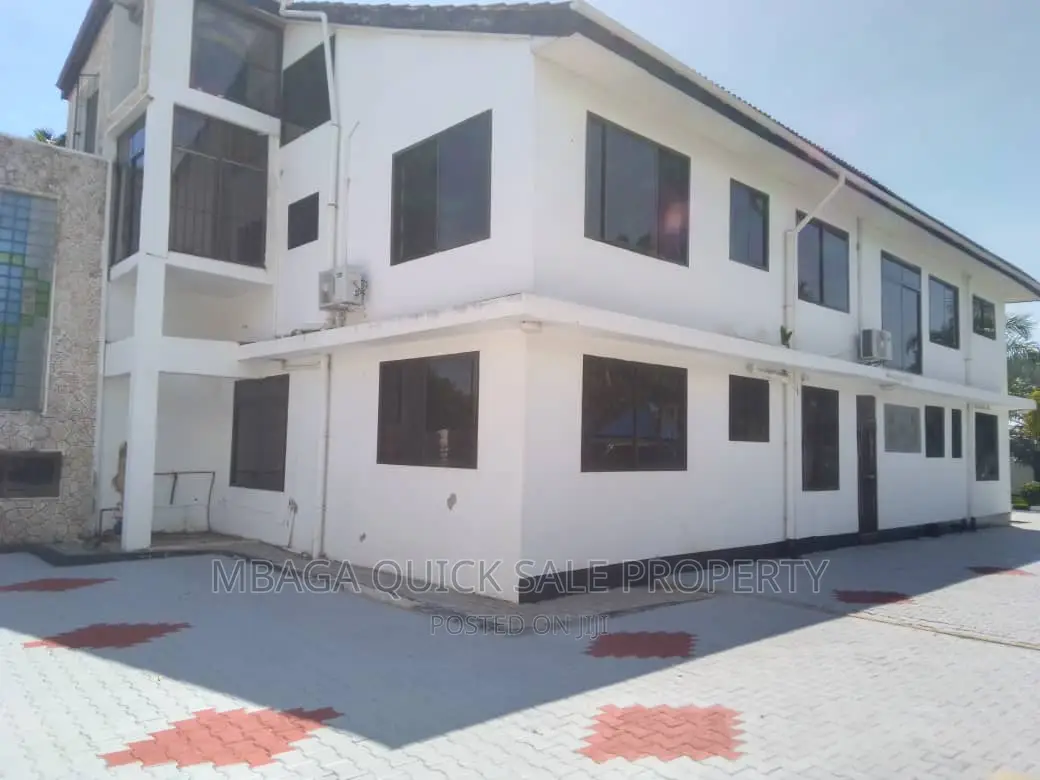 Furnished 6bdrm House in Bahari Beach, Kunduchi for rent