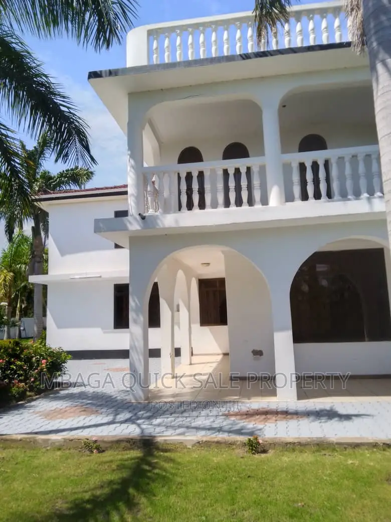 Furnished 6bdrm House in Bahari Beach, Kunduchi for rent