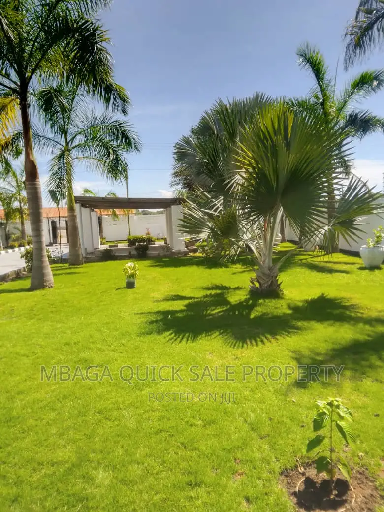 Furnished 6bdrm House in Bahari Beach, Kunduchi for rent