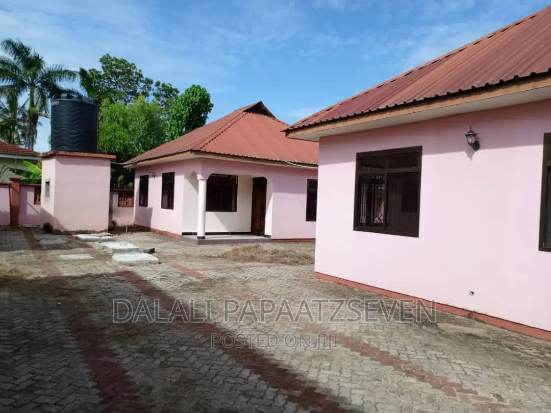 2bdrm Apartment in Dalalipapaatzseven, Kinondoni for rent