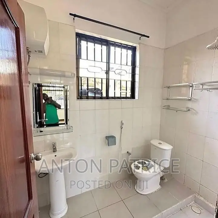 3bdrm Apartment in Mbezi Beach, Kinondoni for rent