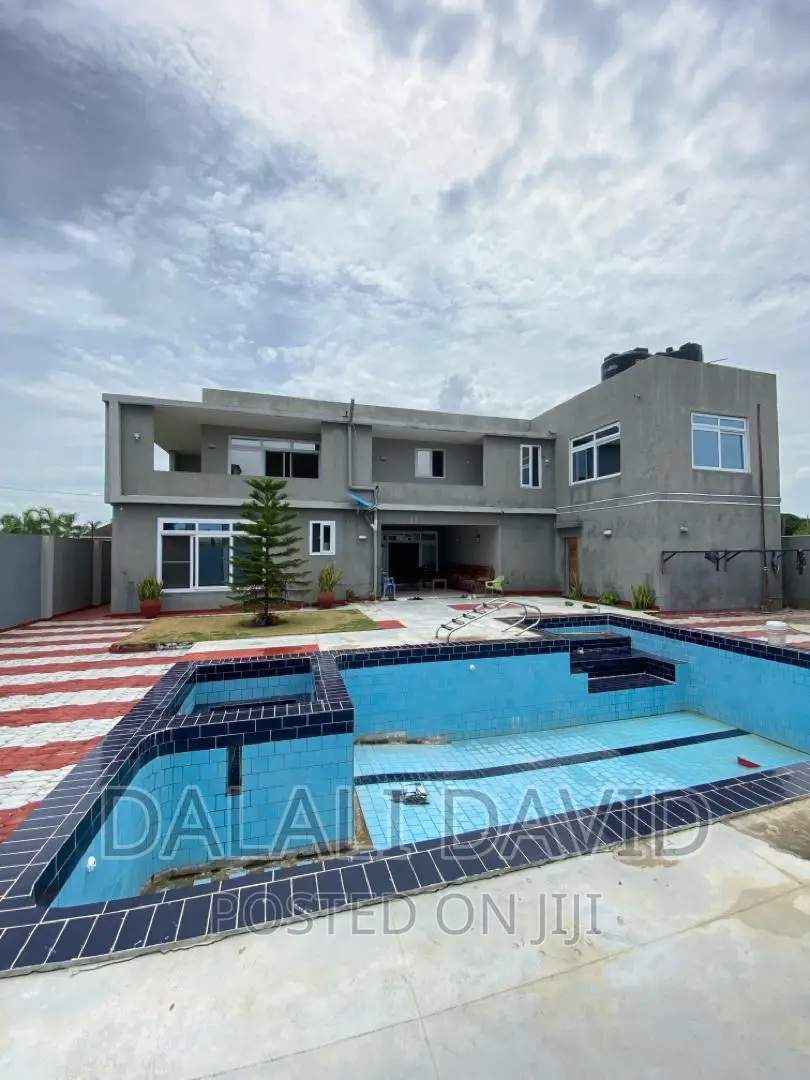 7bdrm House in Mbweni. Mpiji for sale