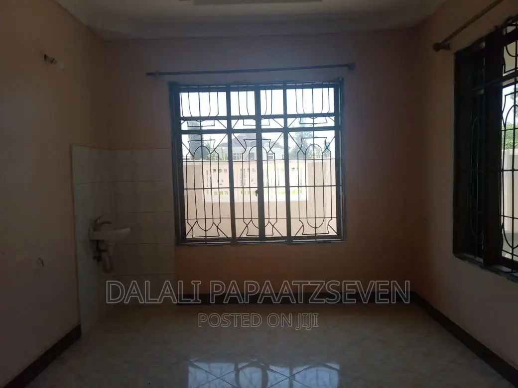2bdrm Apartment in Dalalipapaatzseven, Kinondoni for rent