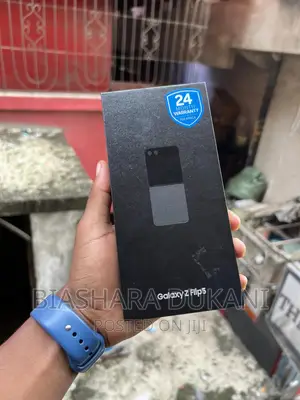 New Samsung Galaxy Z Flip 5 256 GB Black