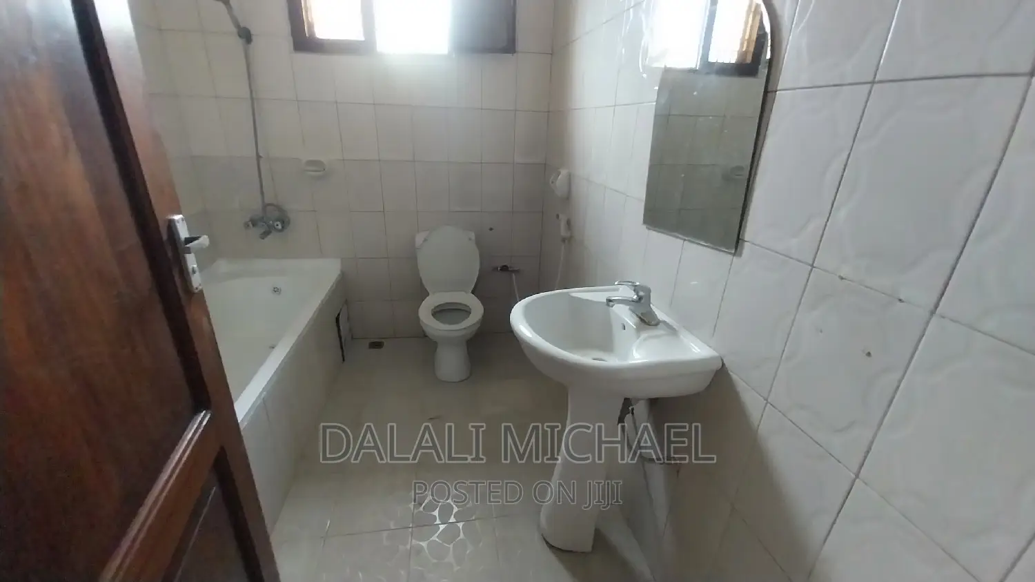 3bdrm House in Mbezibeach for rent