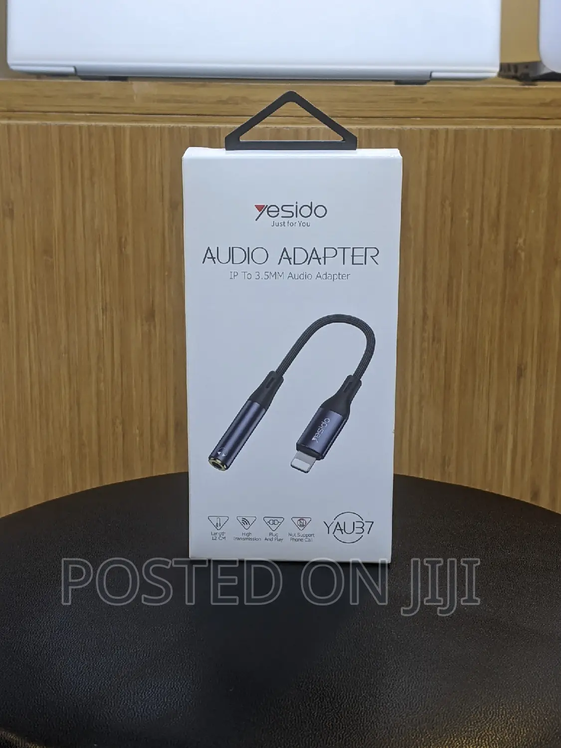 iPhone to 3.5mm Audio Adapter