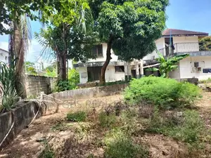 8bdrm House in Mikocheni B, Kinondoni for sale