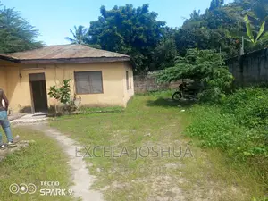 Kiwanja Kinauzwa Mikocheni B