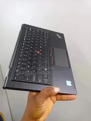 Laptop Lenovo ThinkPad Yoga 370 8GB Intel Core I5 SSD 256GB
