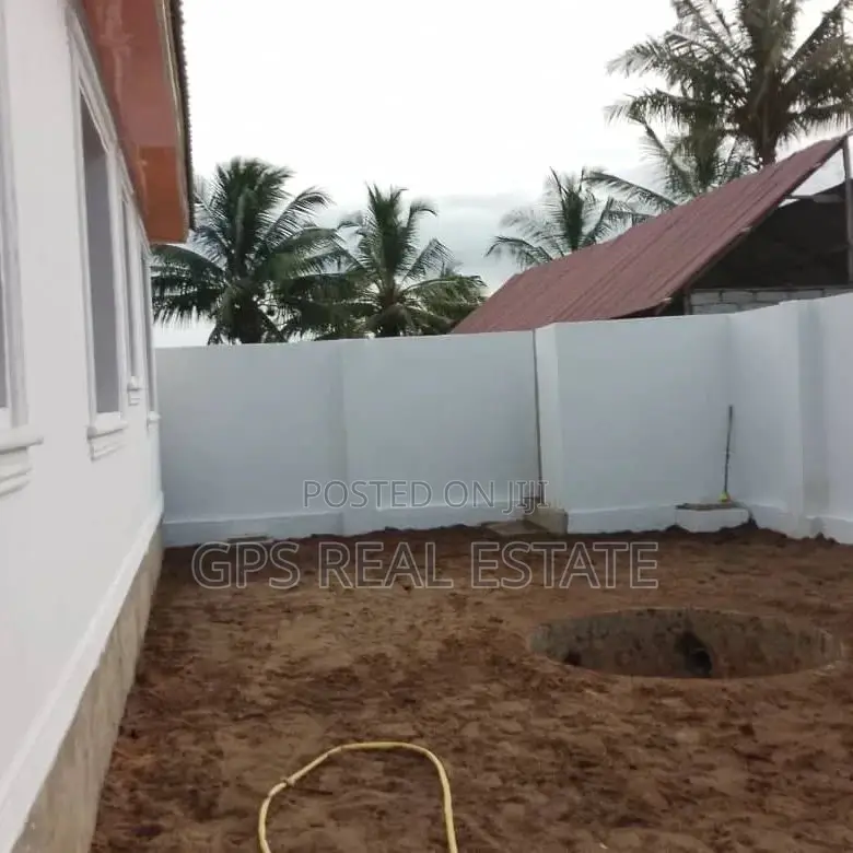 4bdrm House in Kisemvule, Ilala for sale
