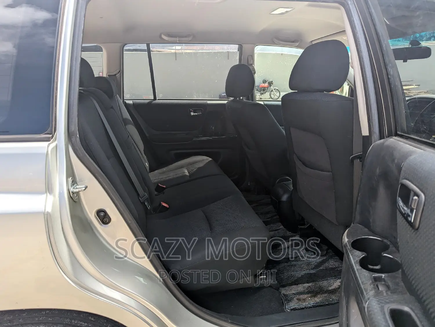 Toyota Kluger 2004 Silver