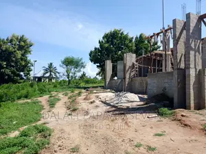 Eneo Lenye Ukubwa Wa SQMT 840 Linauzwa Lipo Bunju a Mianzini