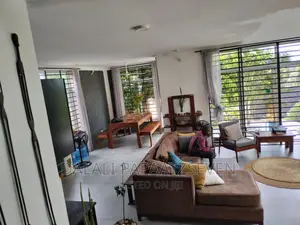 5bdrm House in Dalalipapaatzseven, Kinondoni for sale