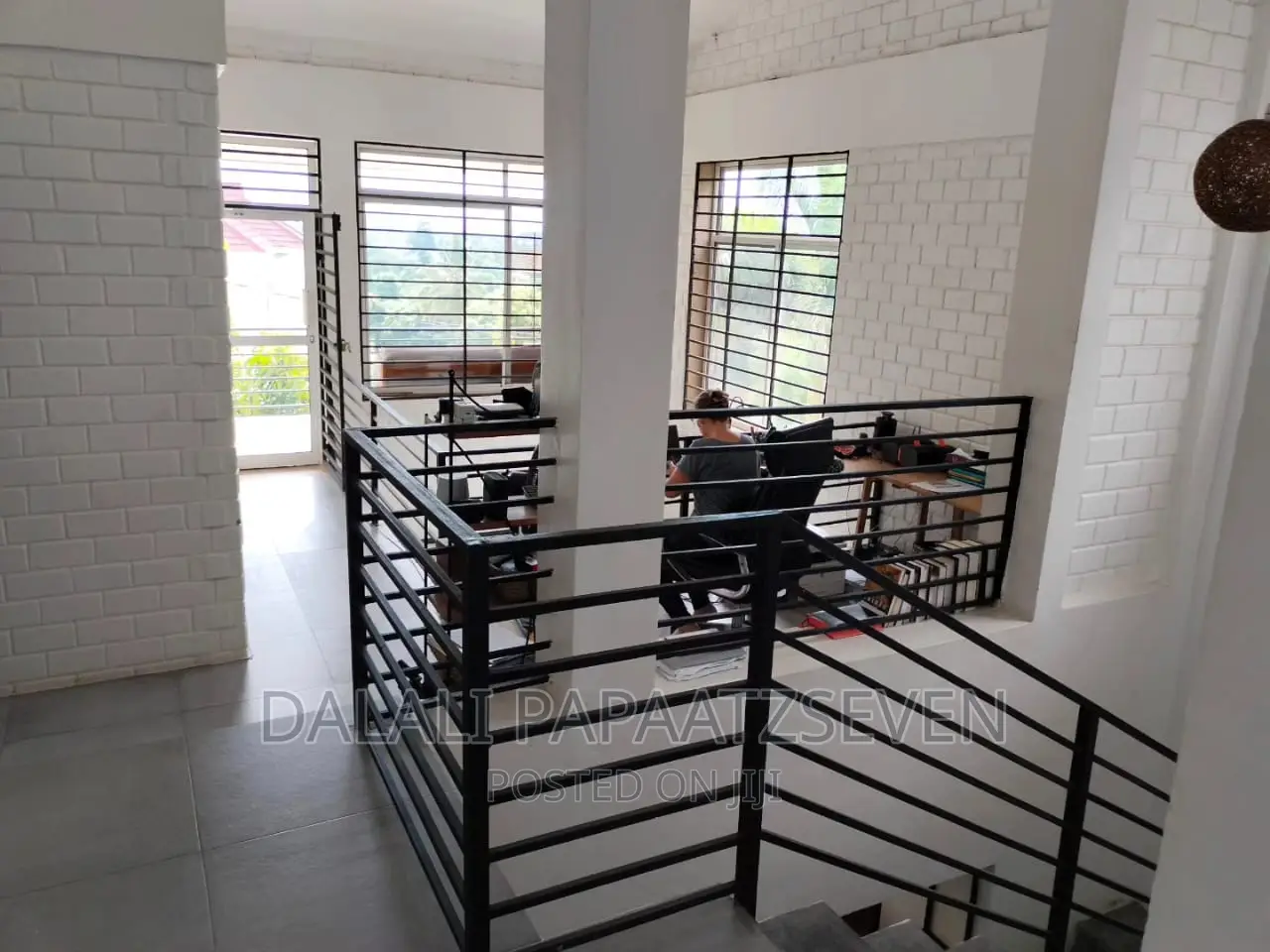 5bdrm House in Dalalipapaatzseven, Kinondoni for sale