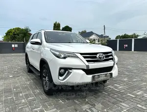 Toyota Fortuner 2017 White