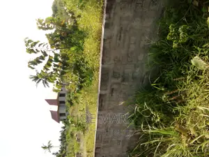 Kiwanja Kinauzwa Mbagala Mbande
