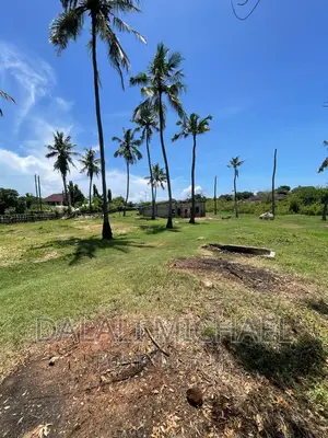 Plot for Sale in Bahari Beach.