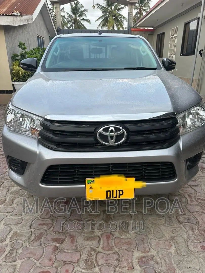 Toyota Hilux 2016 Silver